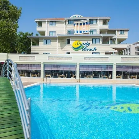 Отель Sandy 4*