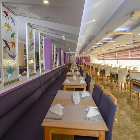 Sandy Hotell 4*